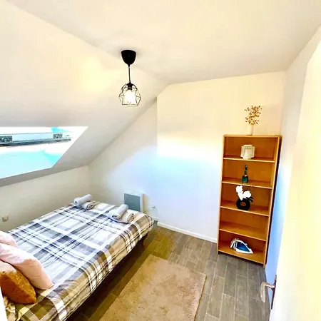 La Perle Des Capucins *